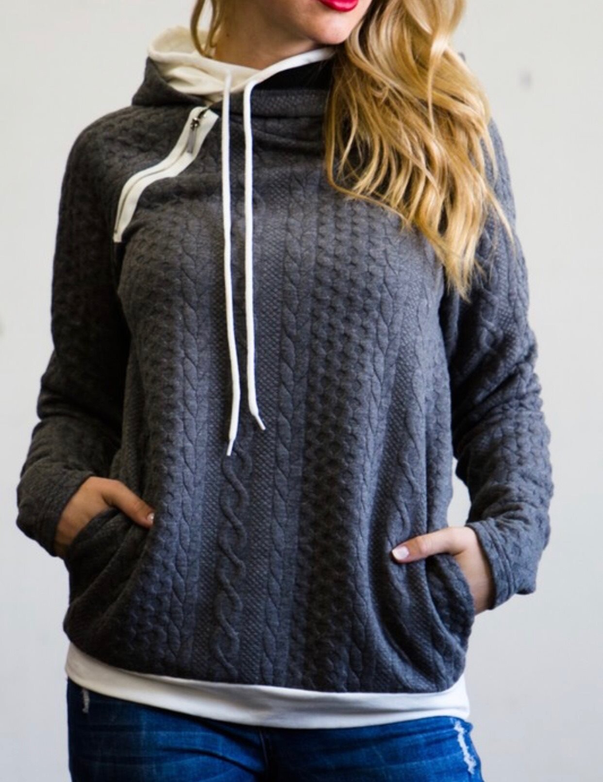 The AMANDA - Textured Knit Hoodie